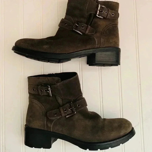 Aquatalia Suede Boots  - Picture 4 of 8